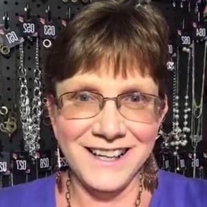 Meet your Posher, Beth